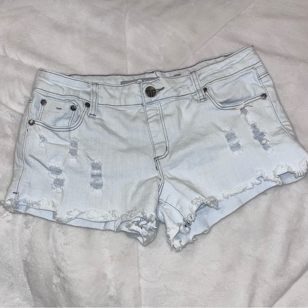 Light blue Tractr jean shorts